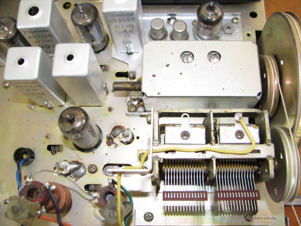 Pioneer LX-420A AM - FM tuner