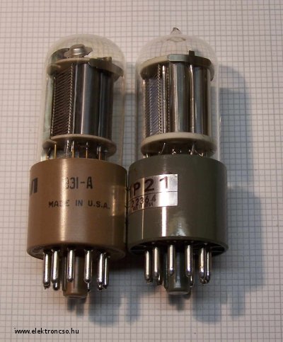 RCA 931 és Toshiba 1P21 RCA 931 és Toshiba 1P21