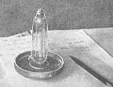 Ionofon: A képen a nyitott Ionofon látható alumínium tányérjában.