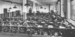 Gyárcsarnok a '30-as években Gyárcsarnok a '30-as években